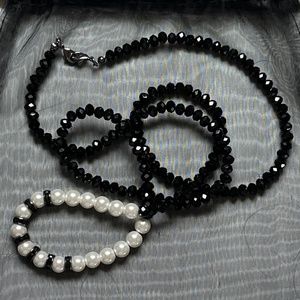 White House Black Market Necklace Classic Faux Pearl and Black Beaded